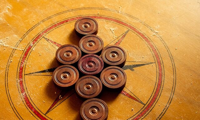 importance of queen in carrom