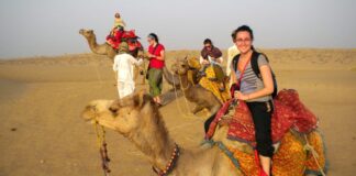 Women Travelling To Rajasthan